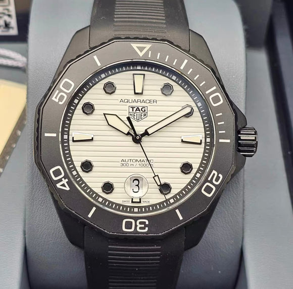 tag Swiss calibre 5 movement WBP201D.FT6197