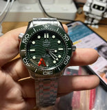 vs omega seamaster 300 hulk 8800 54 hours edition movement 210.30.42.20.10.001